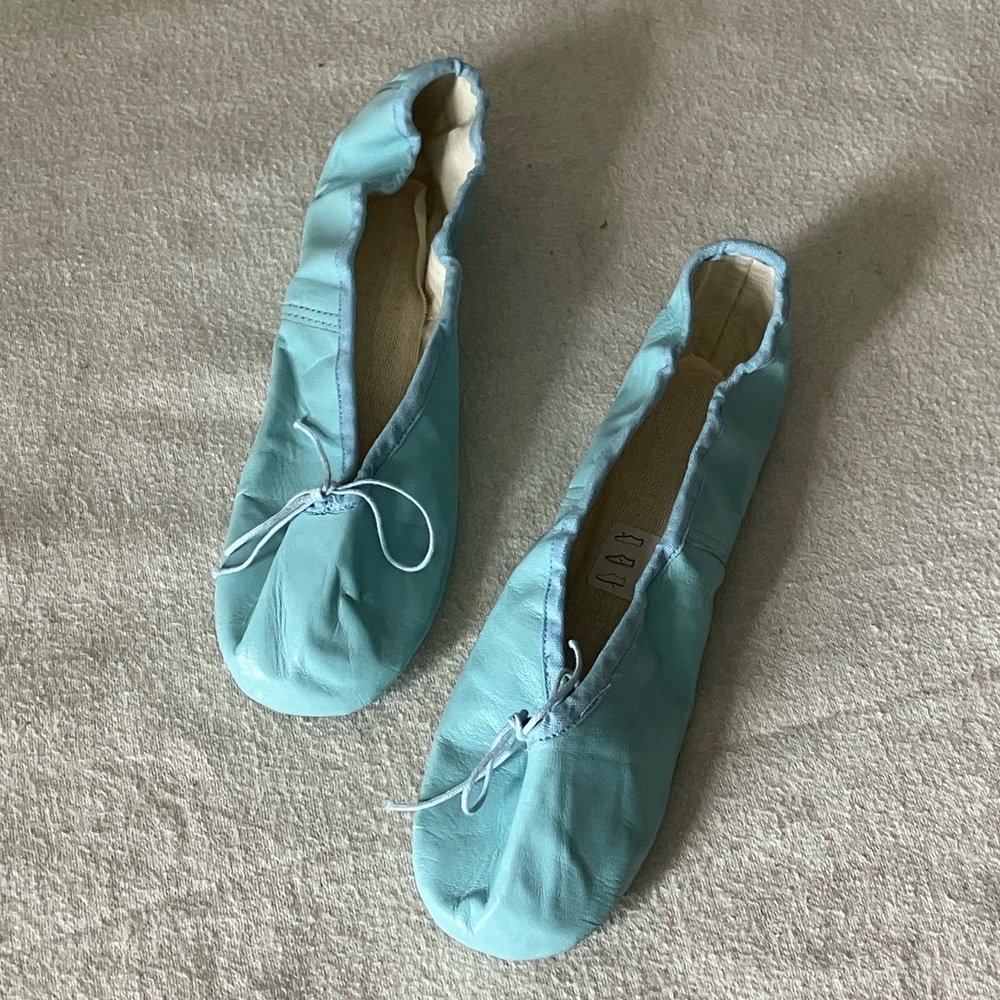 Porselli ballet slippers marked as a size 17, which is about a 9/9.5